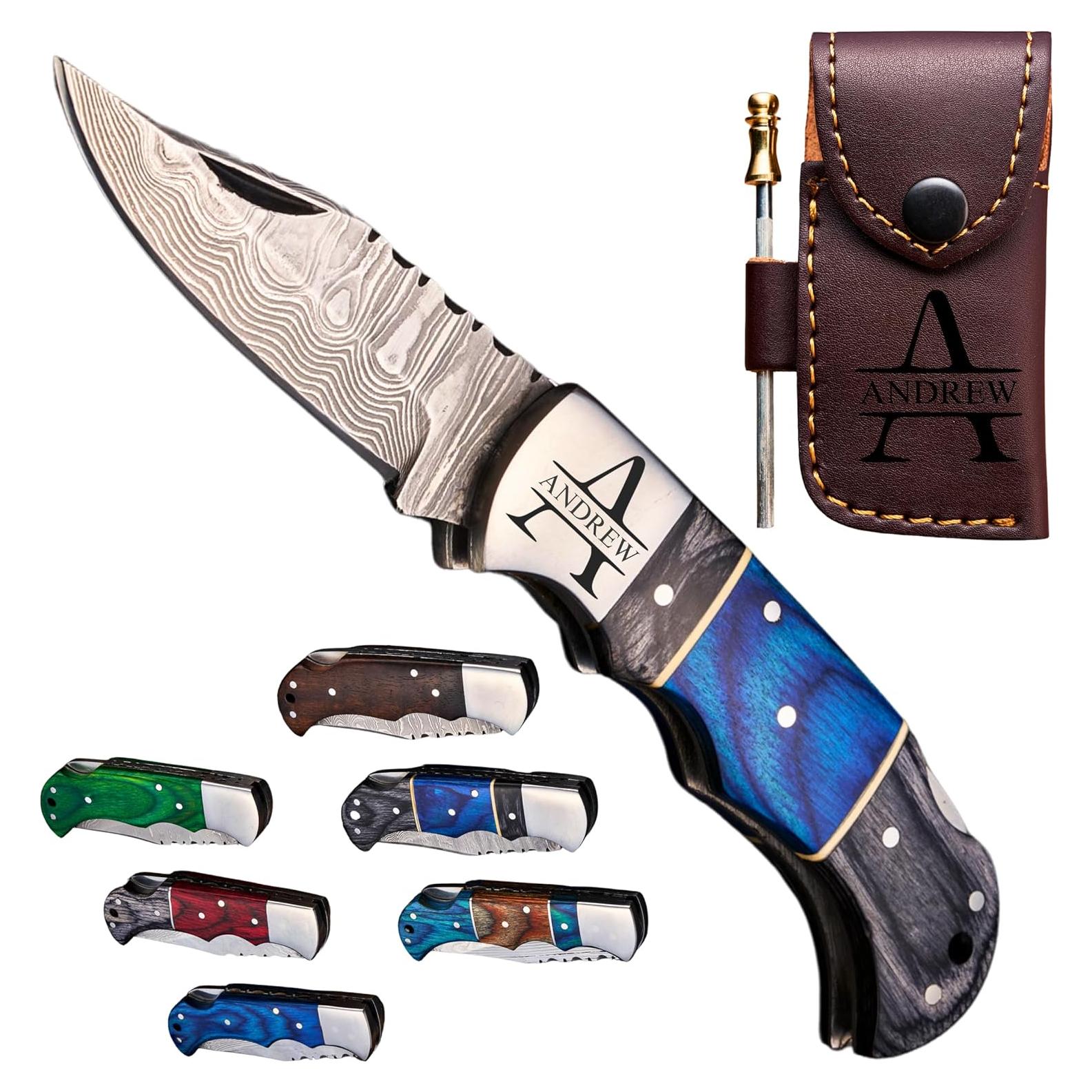 Cuchillo de bolsillo Damasco hecho a mano con mango de madera