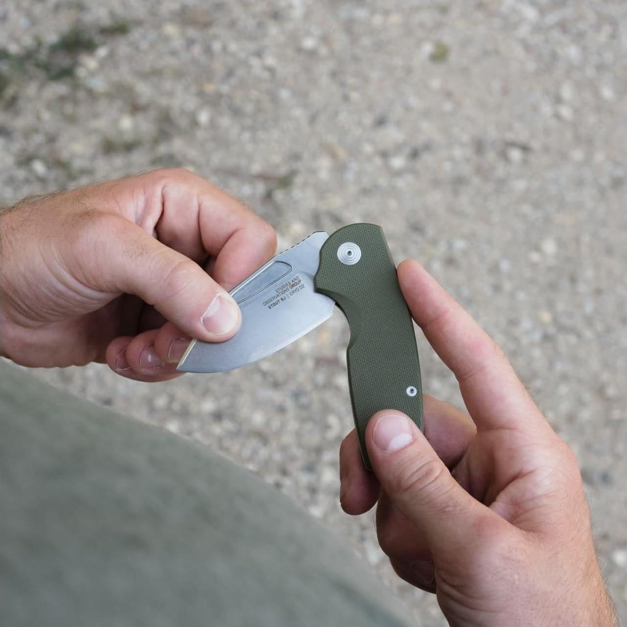 Cuchillo Plegable SOG Stout SJ Verde OD 7.62 cm Acero D2