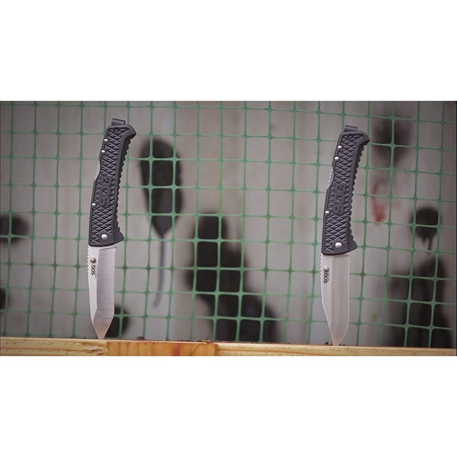 Cuchillo Plegable SOG Traction 3.5" Acero Inoxidable Clip Point