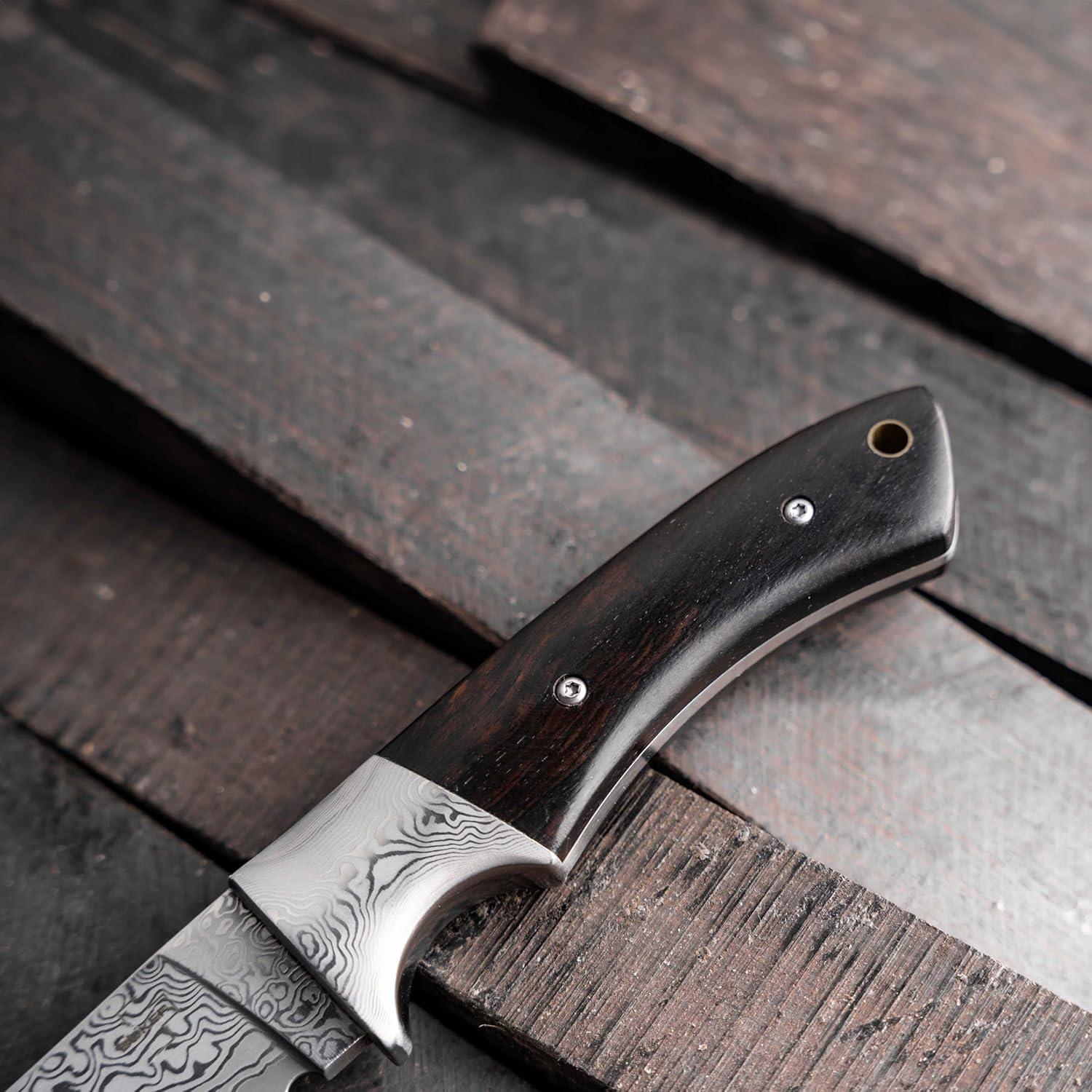 Cuchillo de Caza BÖKER PLUS M-One Damasco 19.5 cm con Funda