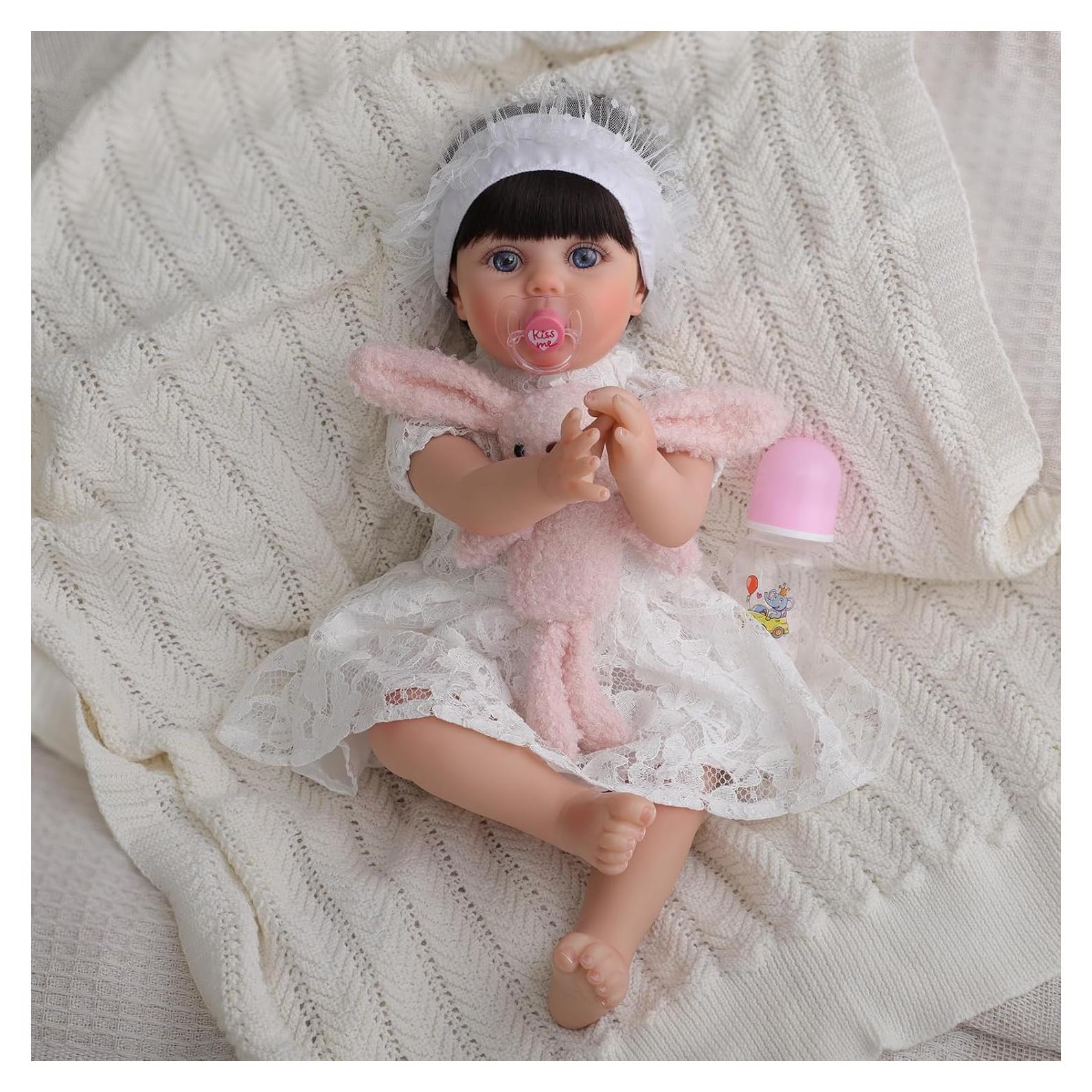 Muñeca Reborn Kdudgso Lucy 22" Realista con Kit de Alimentación