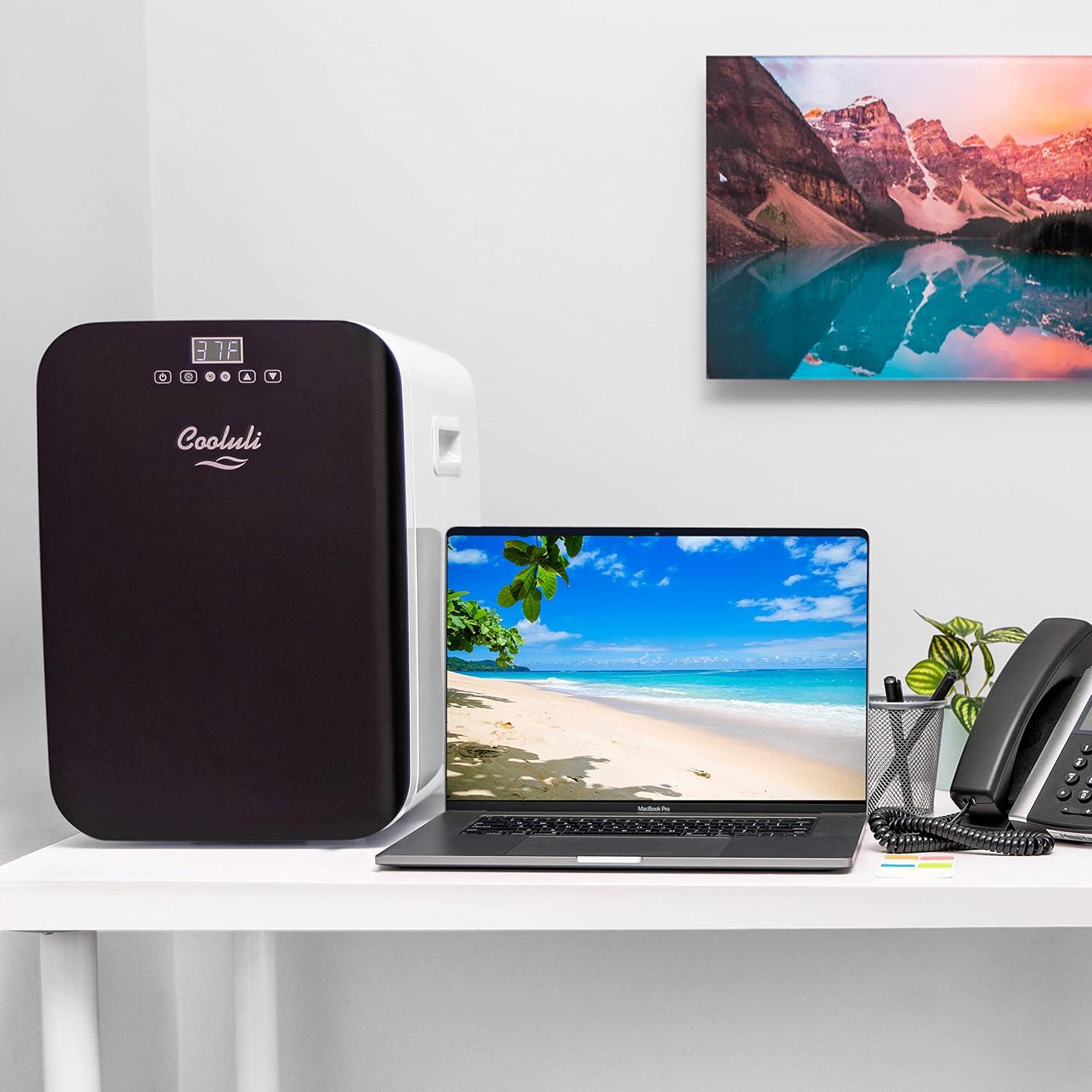 Mini Refrigerador Cooluli 20L Control Digital Negro