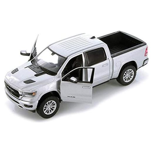Modelo Diecast RAM 1500 Laramie 1:27 Motormax Plata