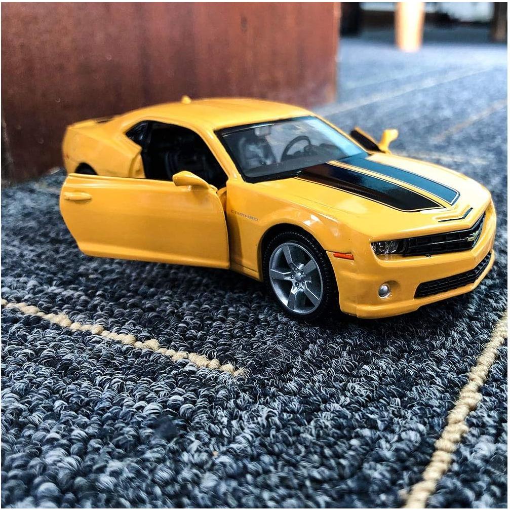 Coche de Juguete Chevrolet Camaro 1:36 Retroceso Amarillo