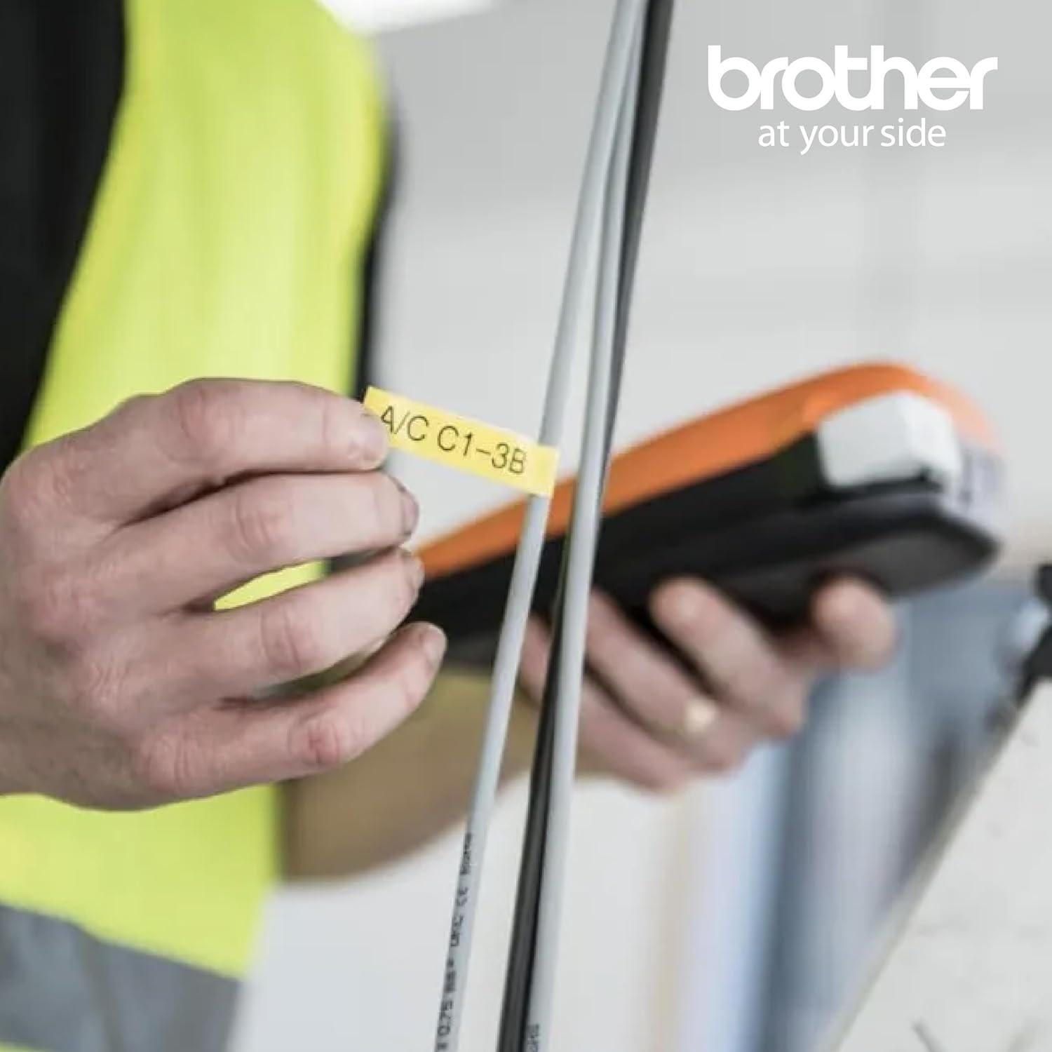 Impresora de Etiquetas Brother PTE110 Portátil 12mm Naranja