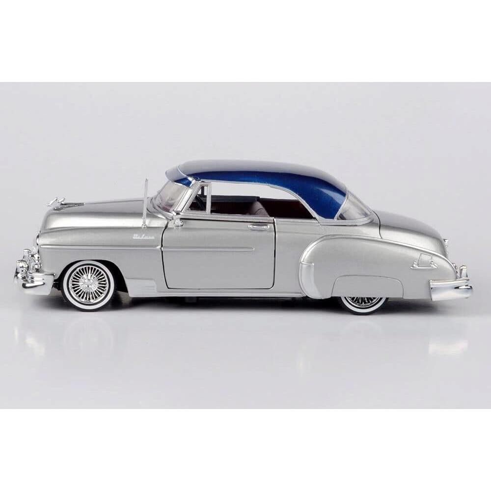 Chevy Bel Air Lowrider 1950 Motormax 1/24 Plateado Azul