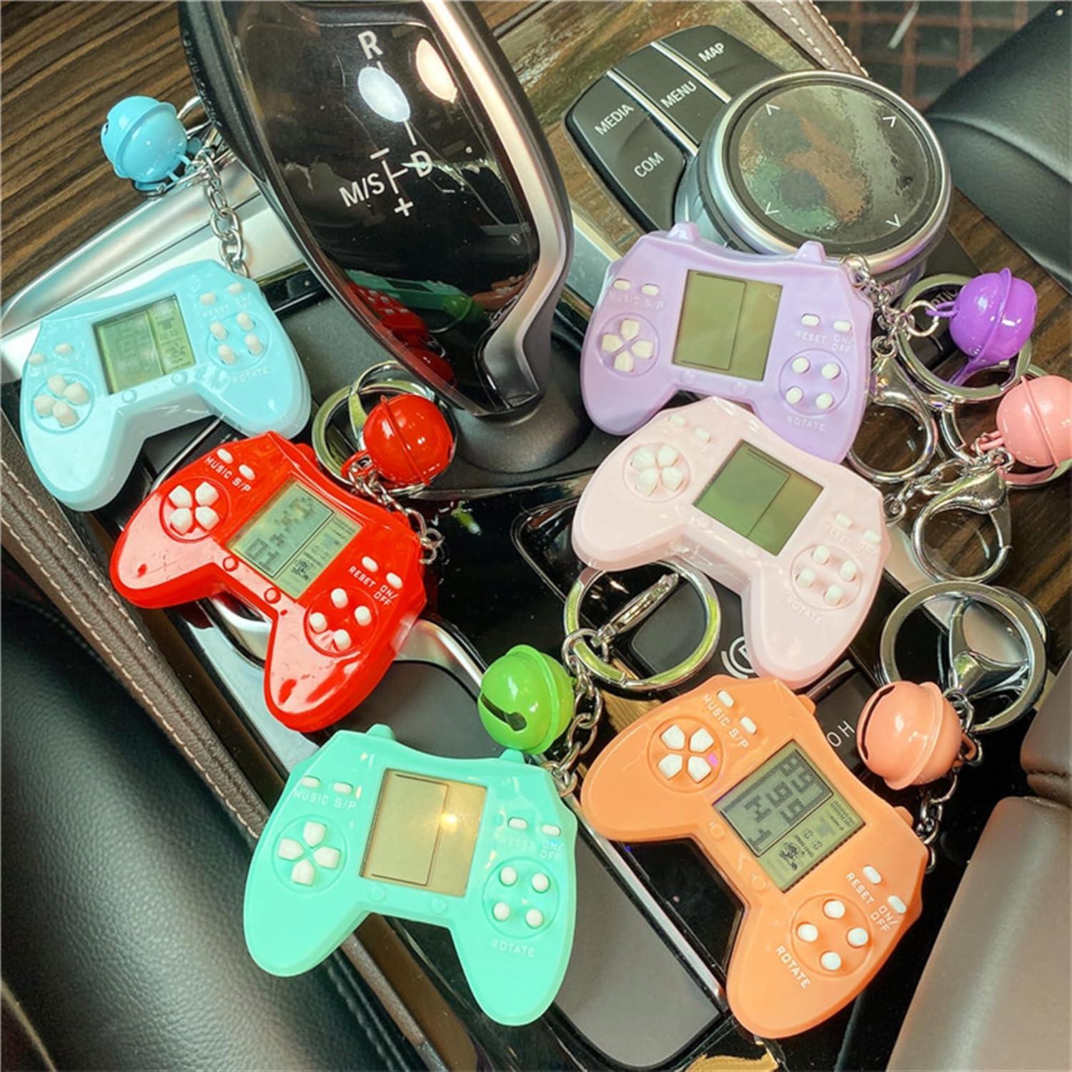 Retro Classic Game Console Pendant Keychain Playable Electronic Miniature Handheld Mini Games Machine with Keychain Ring Gift (K5)