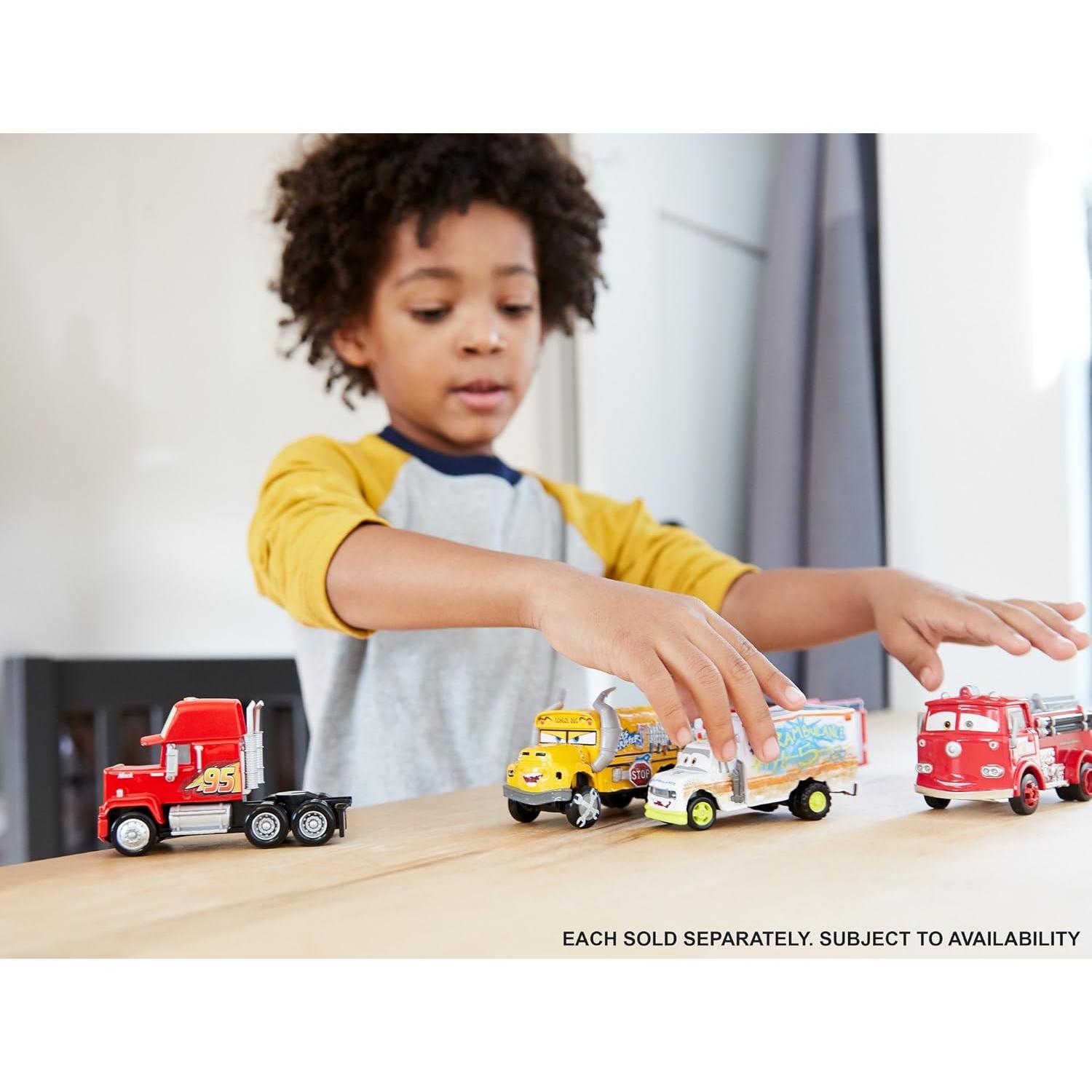 Vehículo de Juguete Charlie Cargo Deluxe Mattel Disney Cars 1:55