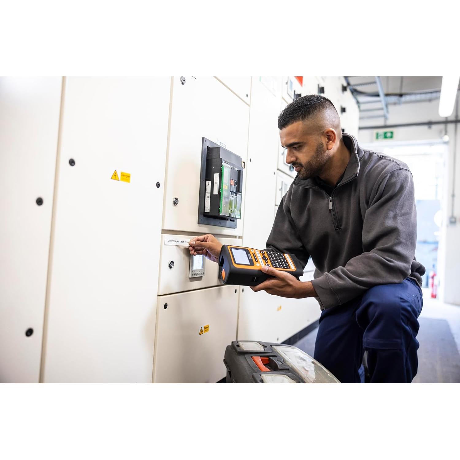 Impresora de Etiquetas Brother P-Touch EDGE PT-E560BT Bluetooth 24mm