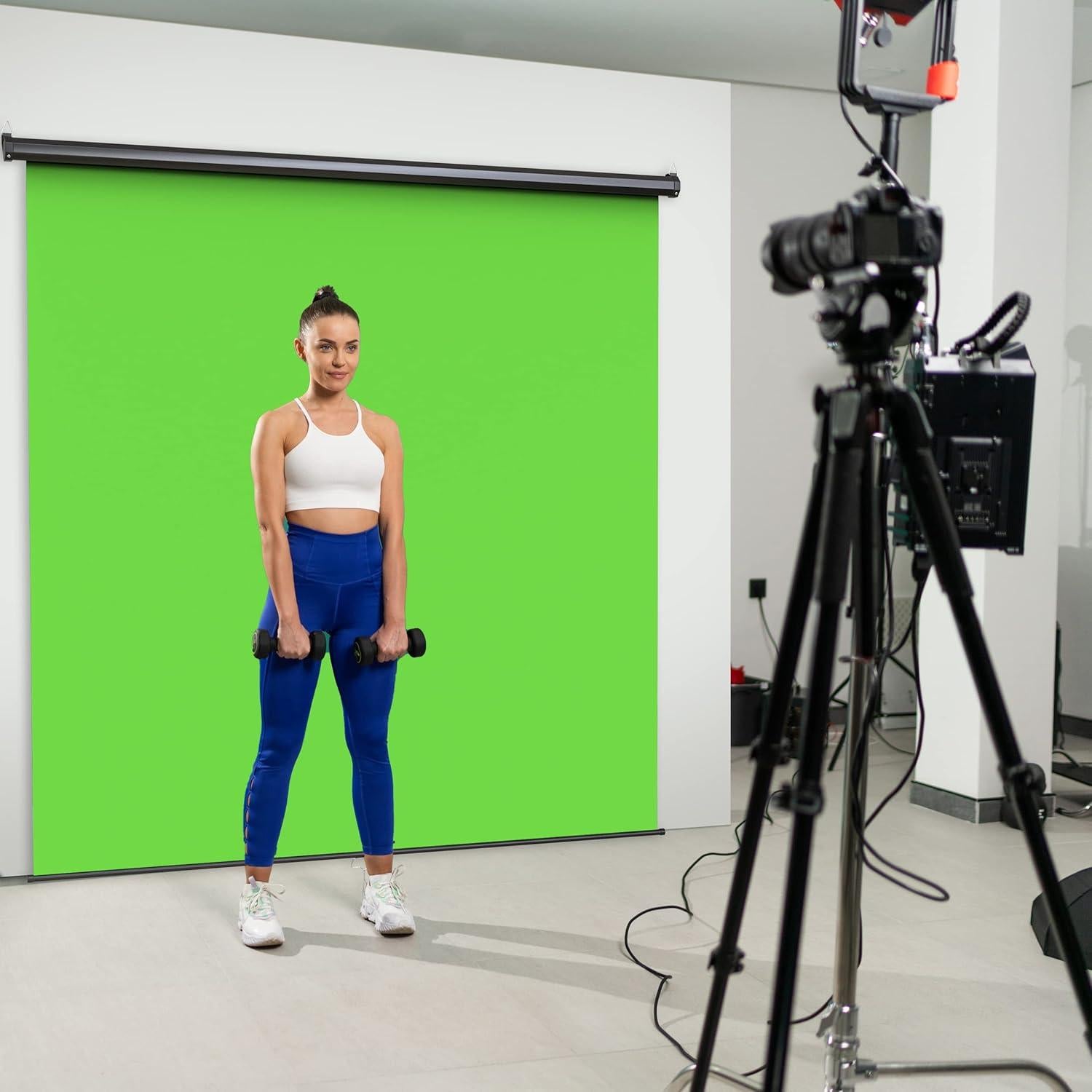 【Wider Style】 KHOMO GEAR Green Screen 84 x 84 inch – Extra Large Pull Down Backdrop – Portable Collapsible Roll Down Projector Screen – Green Screen for Video, Streaming, and Photography