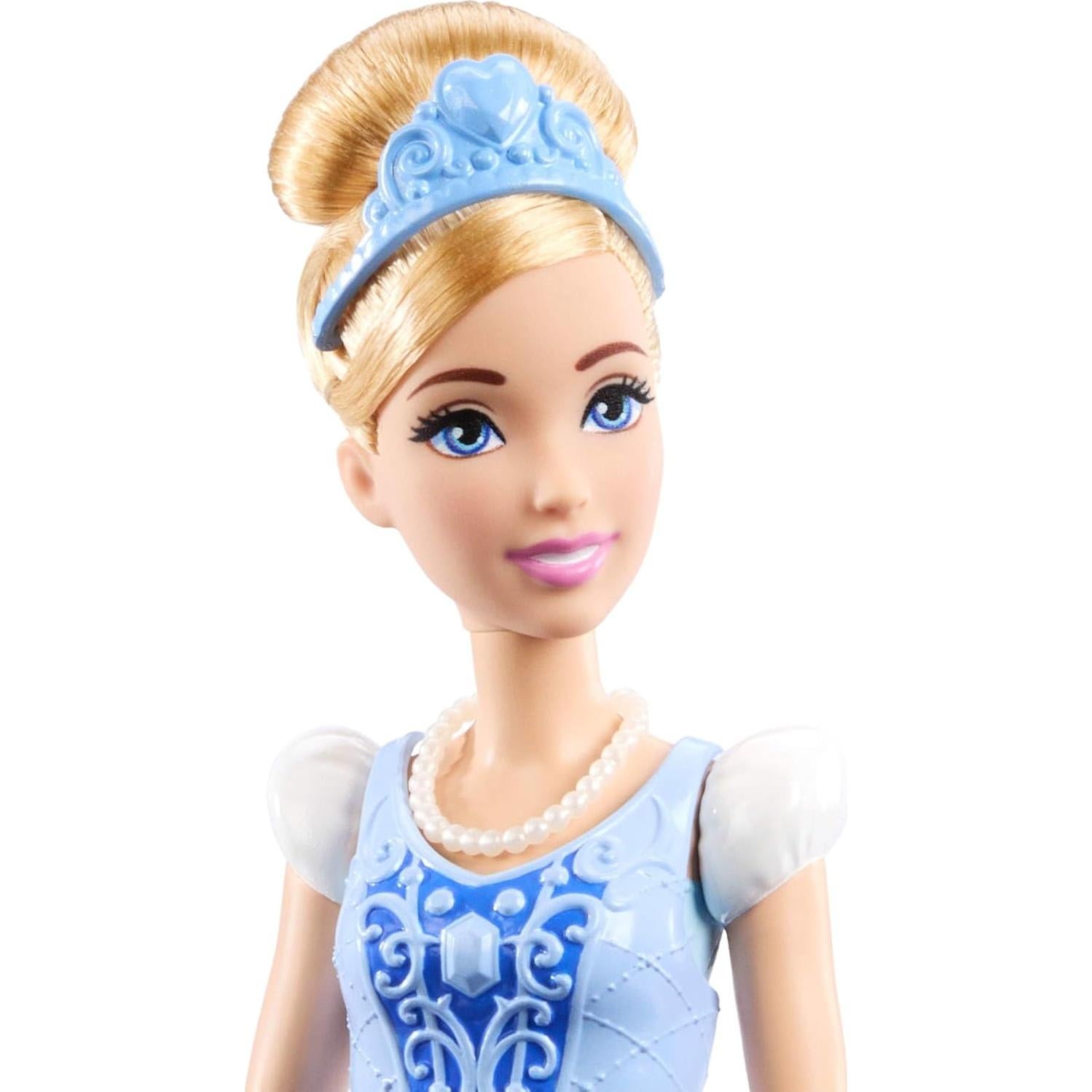Muñeca de Moda Cenicienta 2-en-1 Mattel con Accesorios