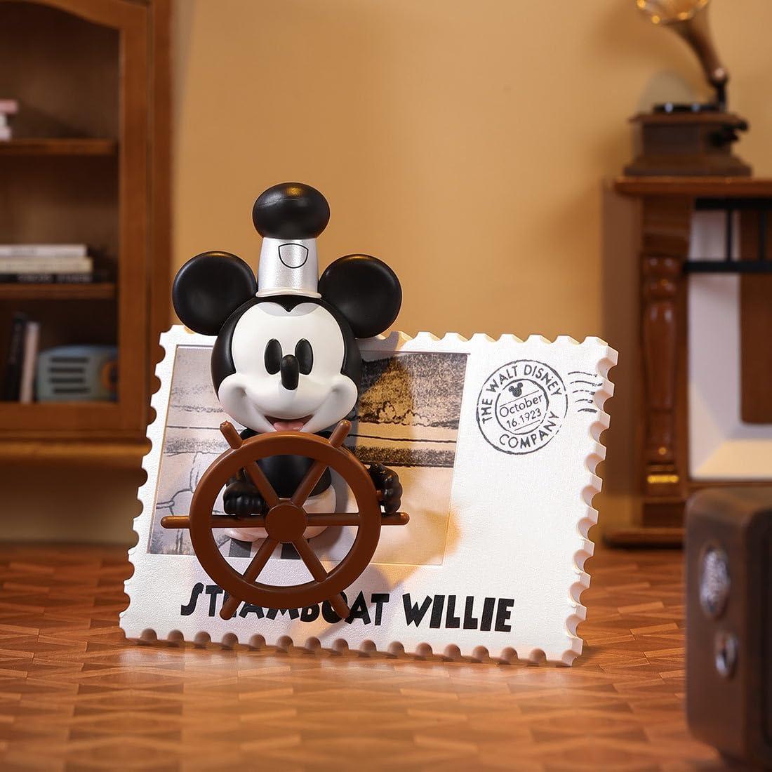 Caja Sorpresa MINISO Disney Retro - Figura Coleccionable 9x9 cm