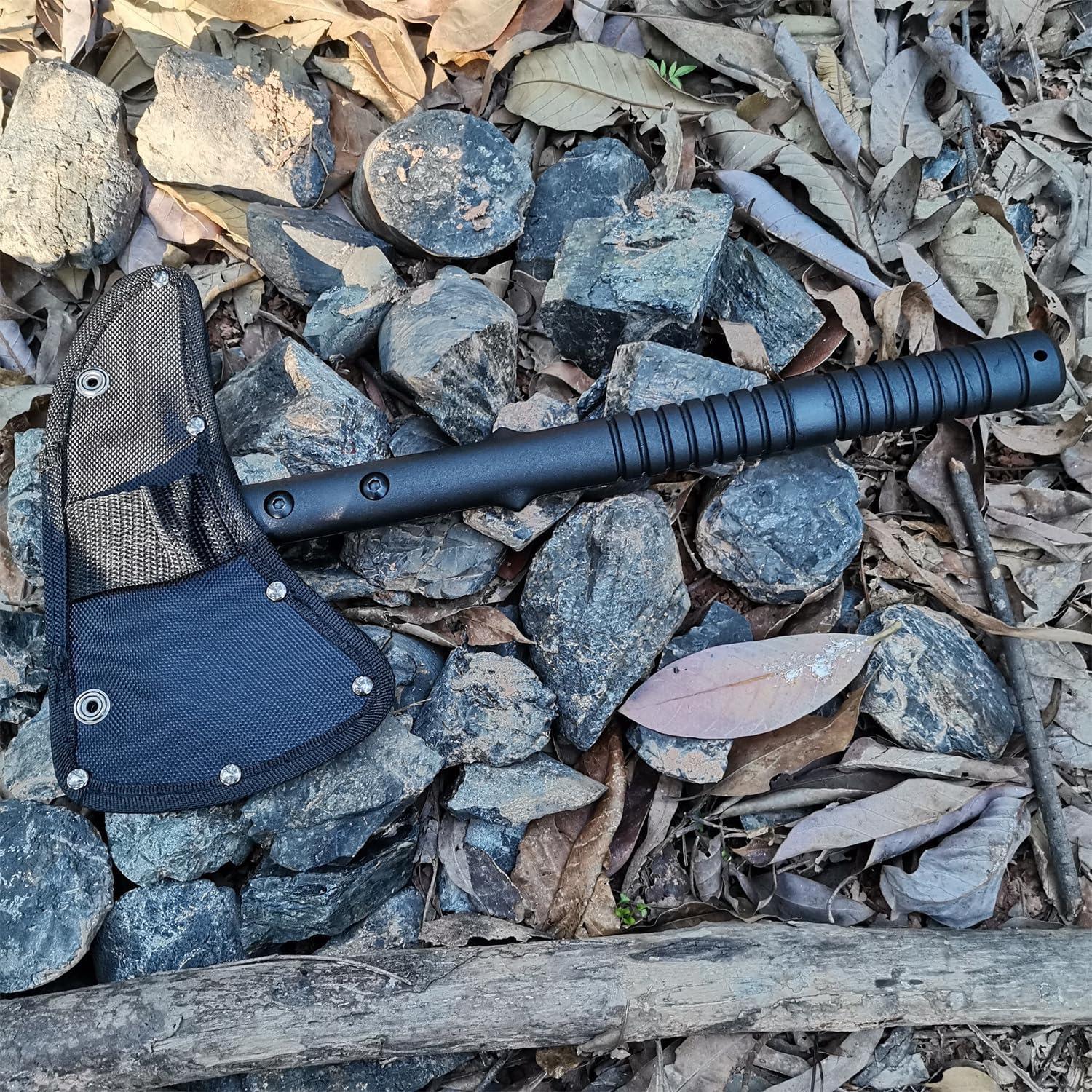 Hacha de Camping DOOM BLADE con Funda de Nylon 39.1cm