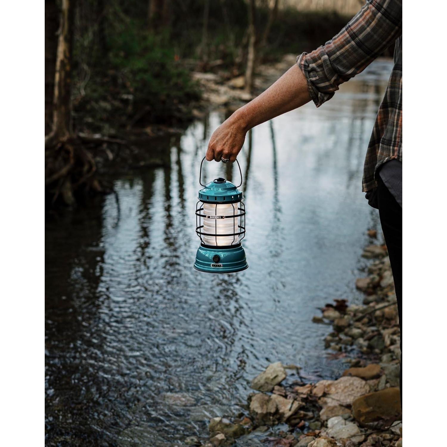 Linterna LED Recargable Barebones BARE161 Verde 220 Lúmenes