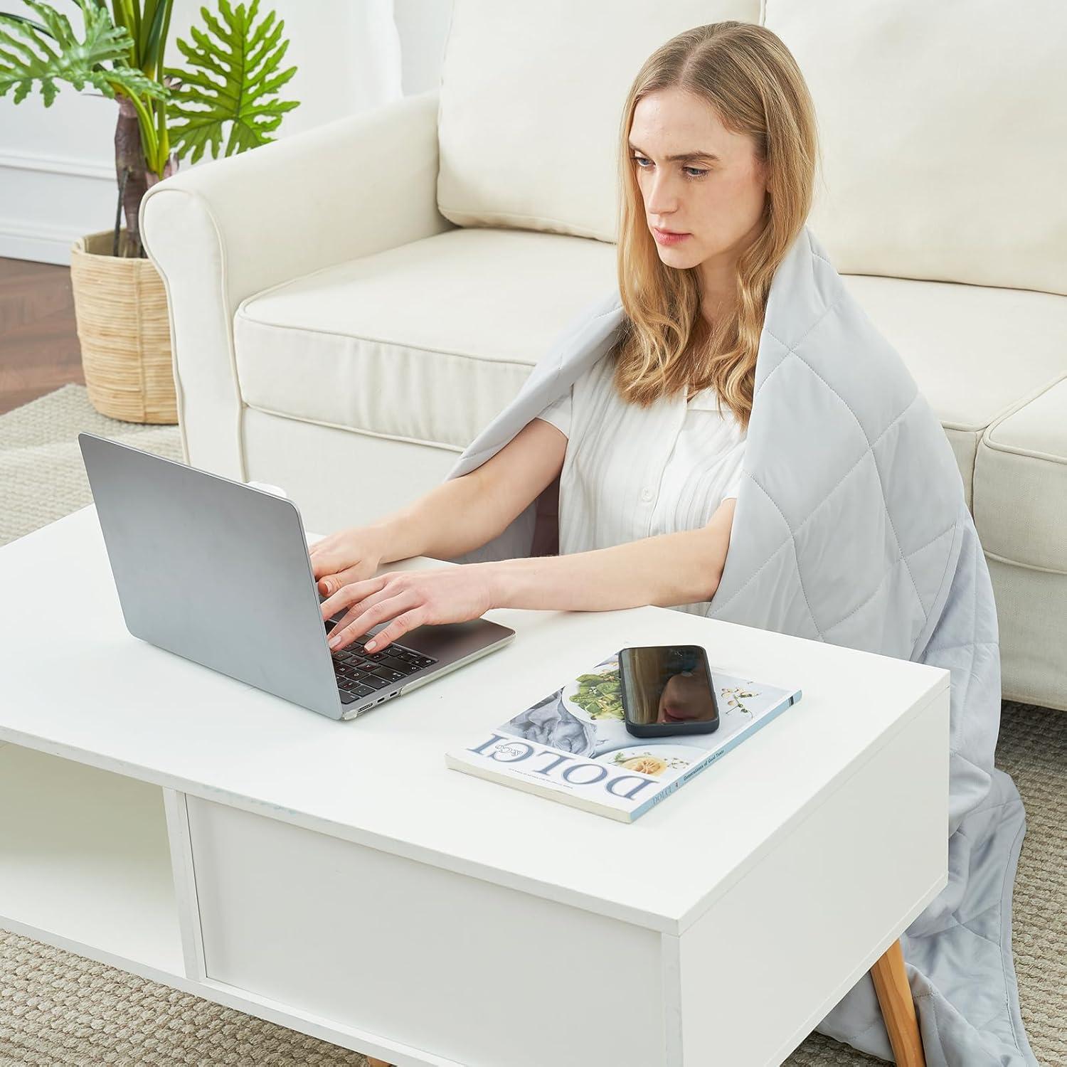 Manta Fresca y Acogedora Q-Max 0.4 127x178 cm Gris Frío