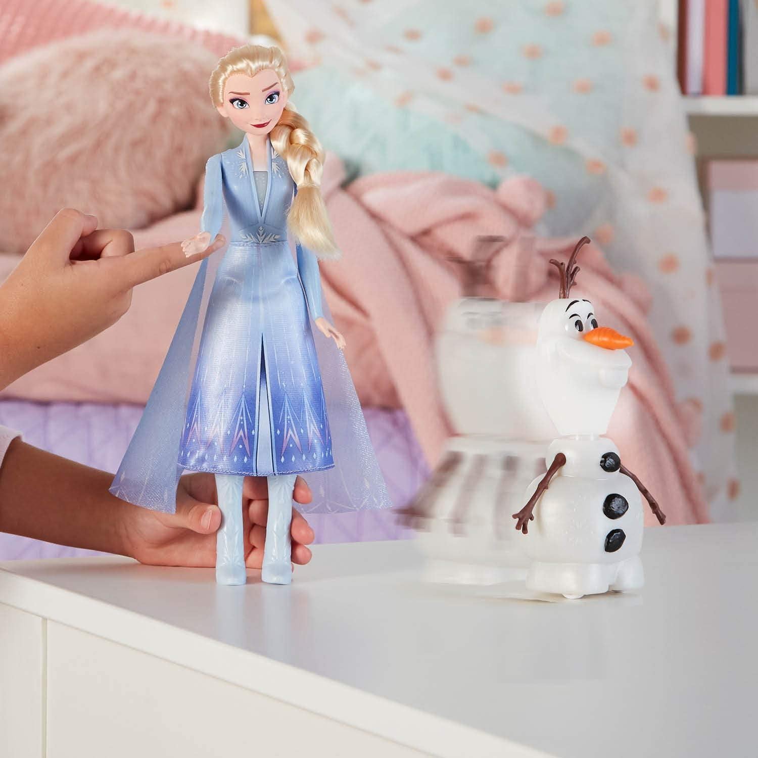 Muñeca Disney Frozen Elsa y Olaf Habla y Brilla - Juguete 3+