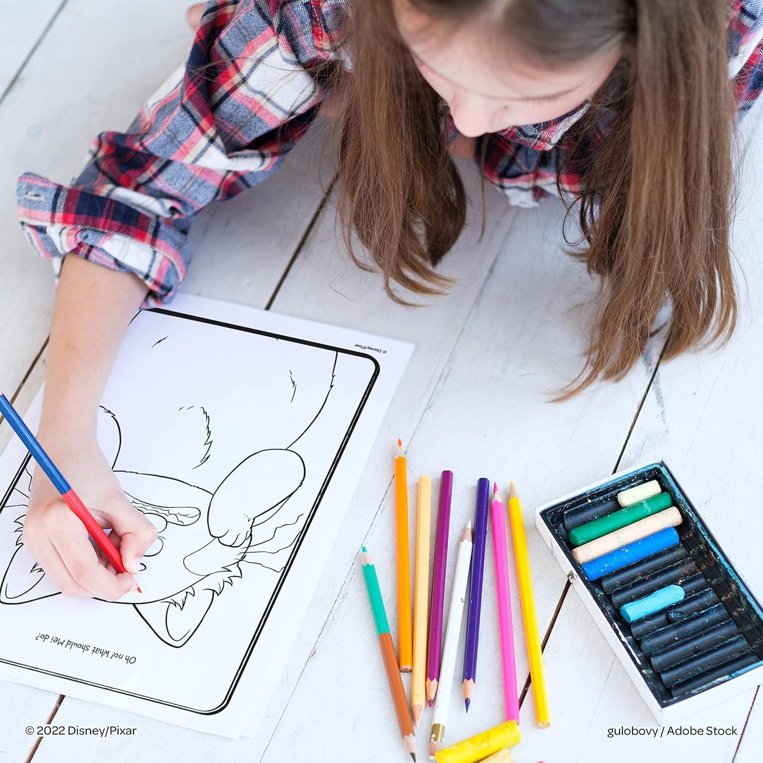 Libro para Colorear Disney Pixar Turning Red 48 Páginas