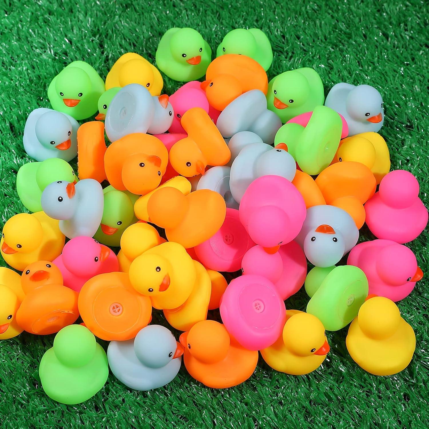 Paquete de 50 Patitos de Goma Multicolor Ekisemio 4 cm