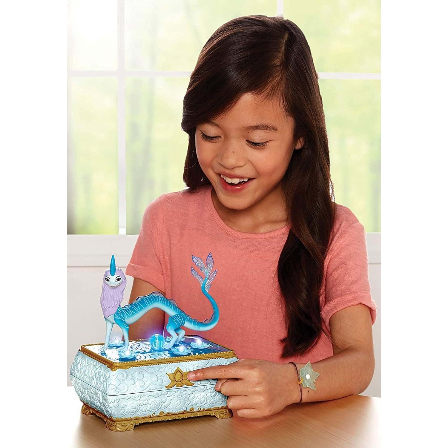 Cofre de Joyería Sisu Disney Raya y el Último Dragón 12.7x17.8cm