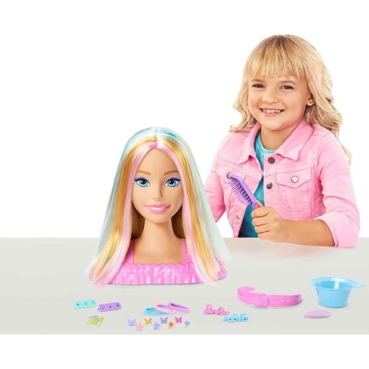 Cabeza de Estilo Barbie Mattel con Cabello Rubio y Accesorios