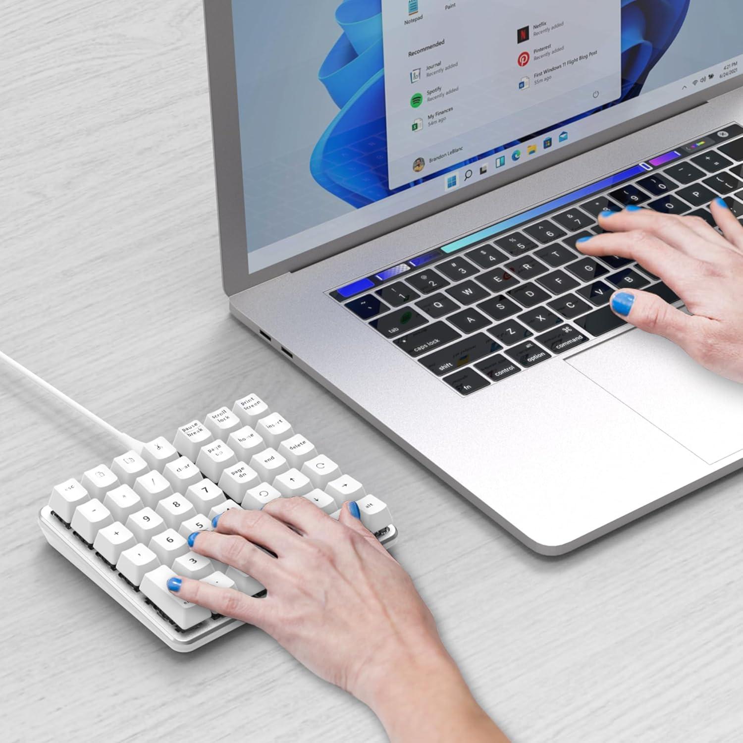 Teclado Numérico Mecánico para Zurdos SurnQiee Blanco USB-C