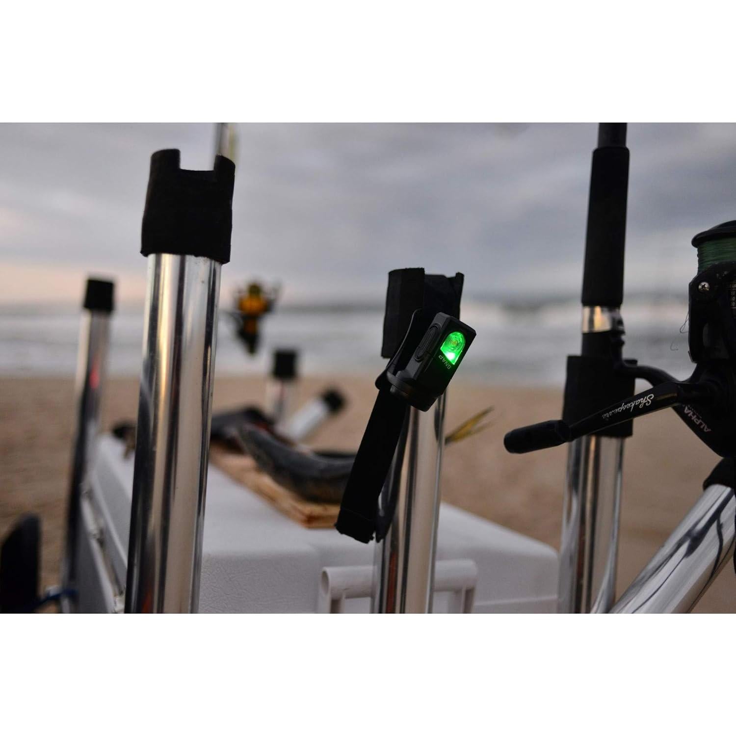 Linterna Frontal Princeton Tec Snap 300 Lúmenes RGB Multicam