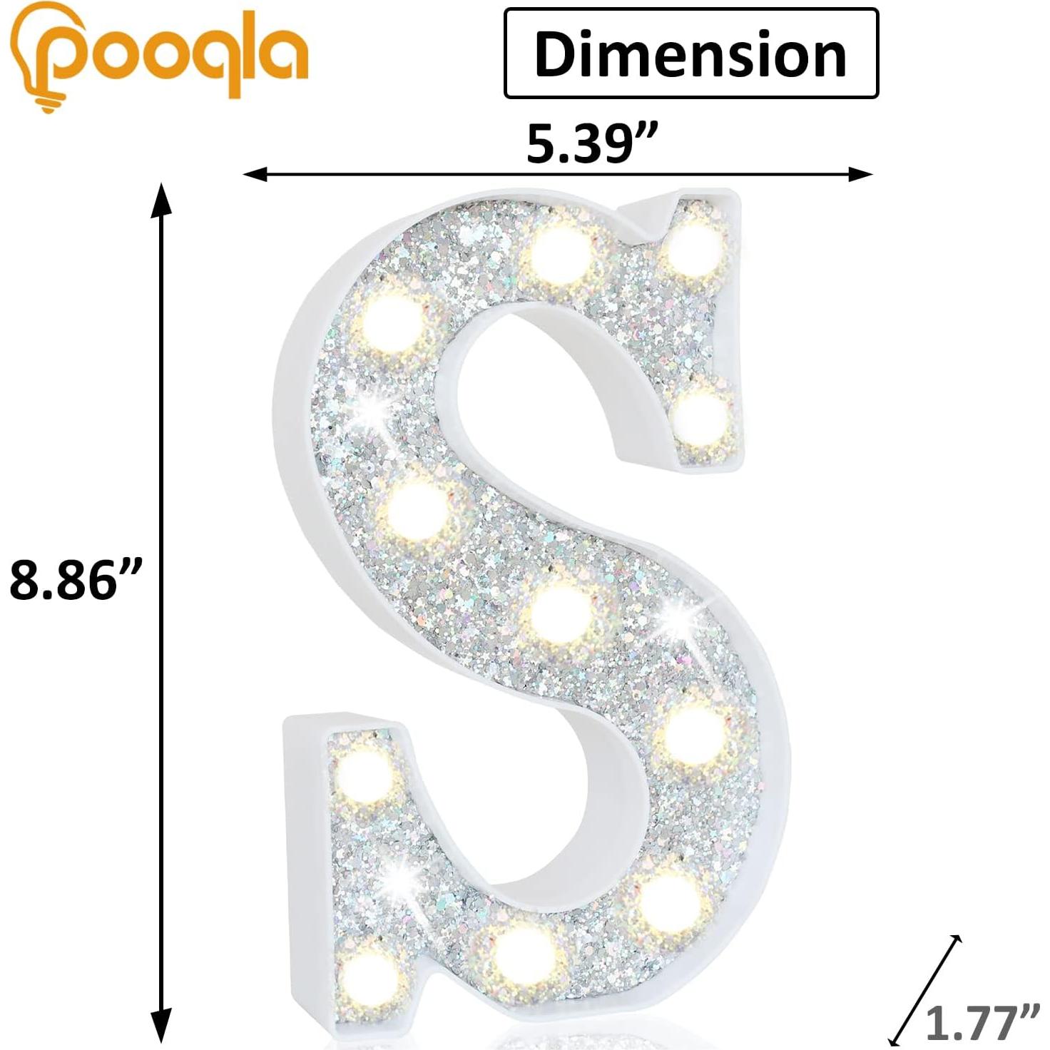 Luz de Letra LED Pooqla S Plateada Brillante 22.5x20 cm