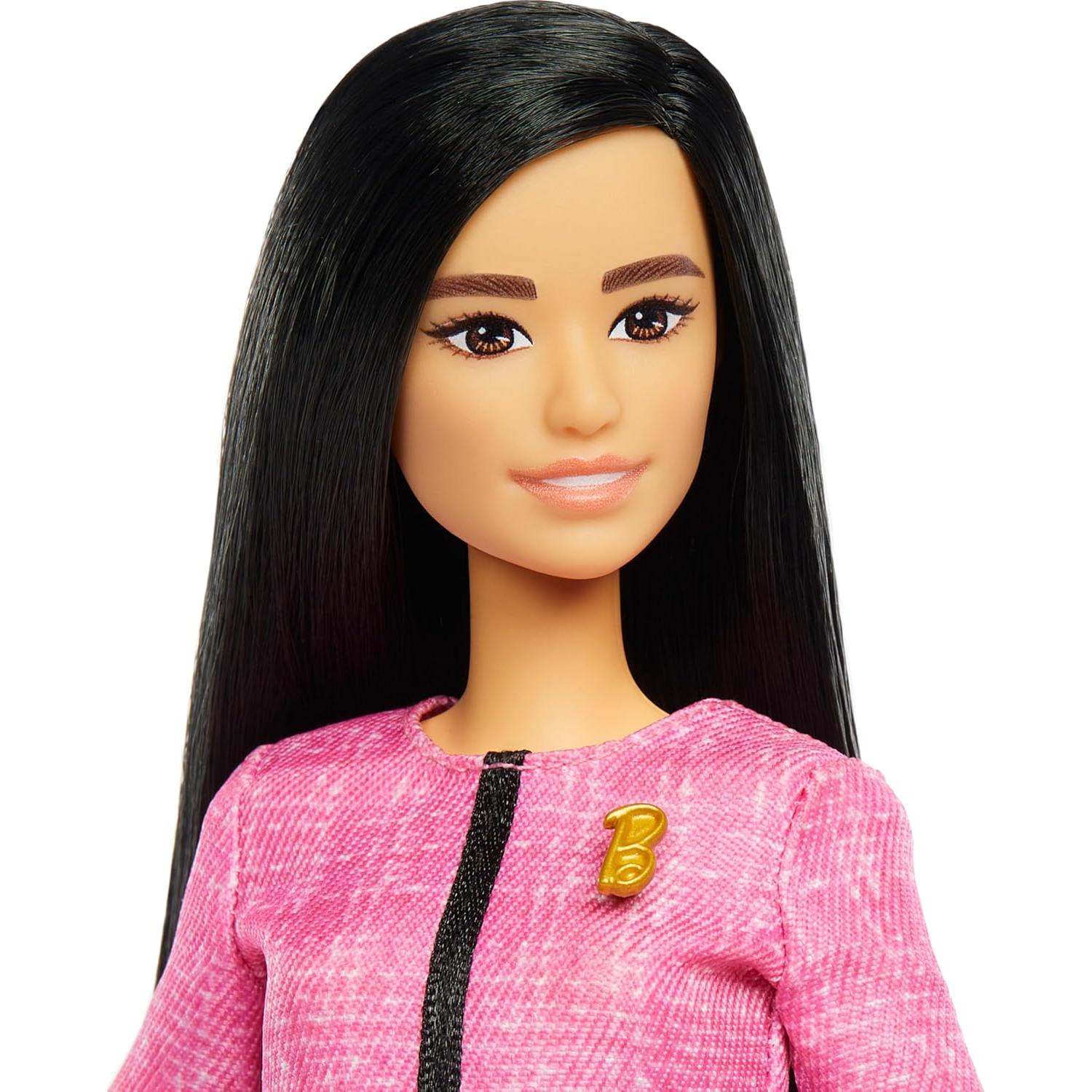 Muñeca Barbie Futuro Líder con Atuendo Rosa y Accesorios