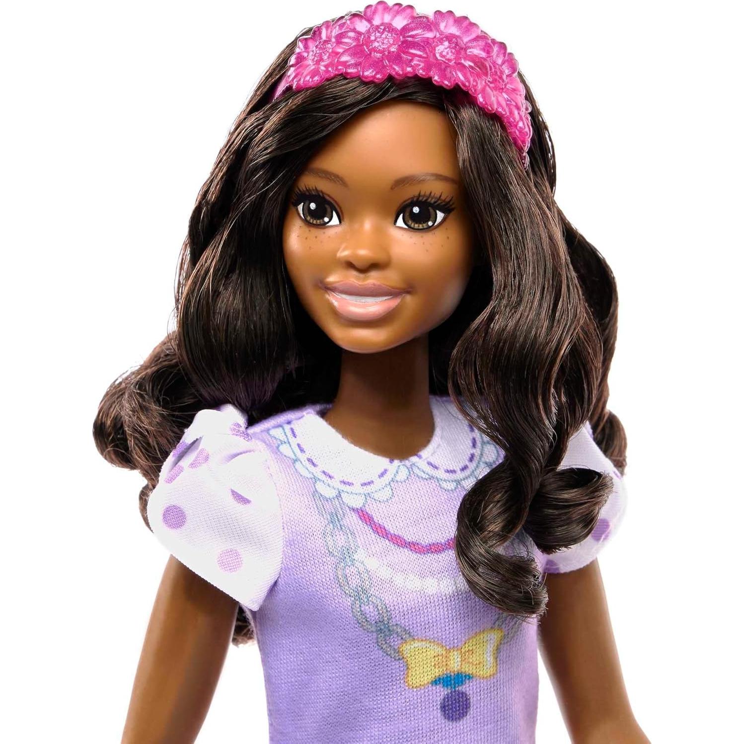 Muñeca Barbie Mi Primera Brooklyn 34.3 cm con Poodle y Accesorios