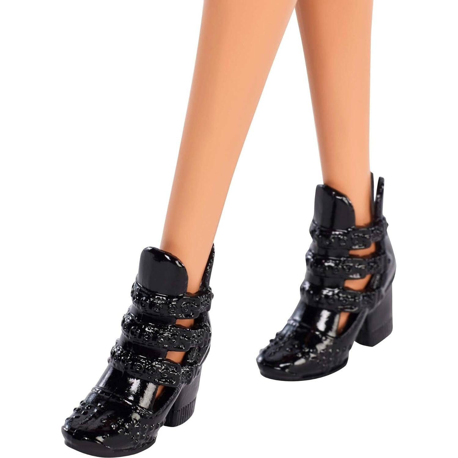 Muñeca Barbie Fashionistas Rubia con Vestido a Cuadros