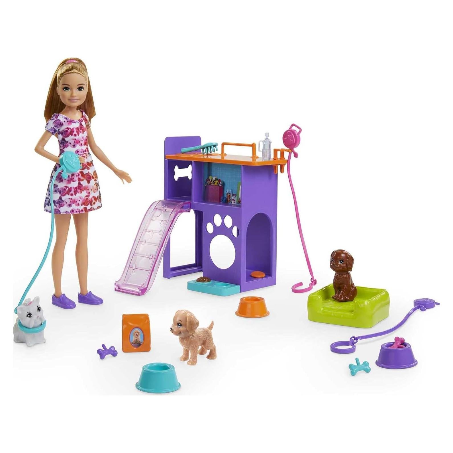 Muñeca Stacie con Cachorros y Estación de Juego - Barbie