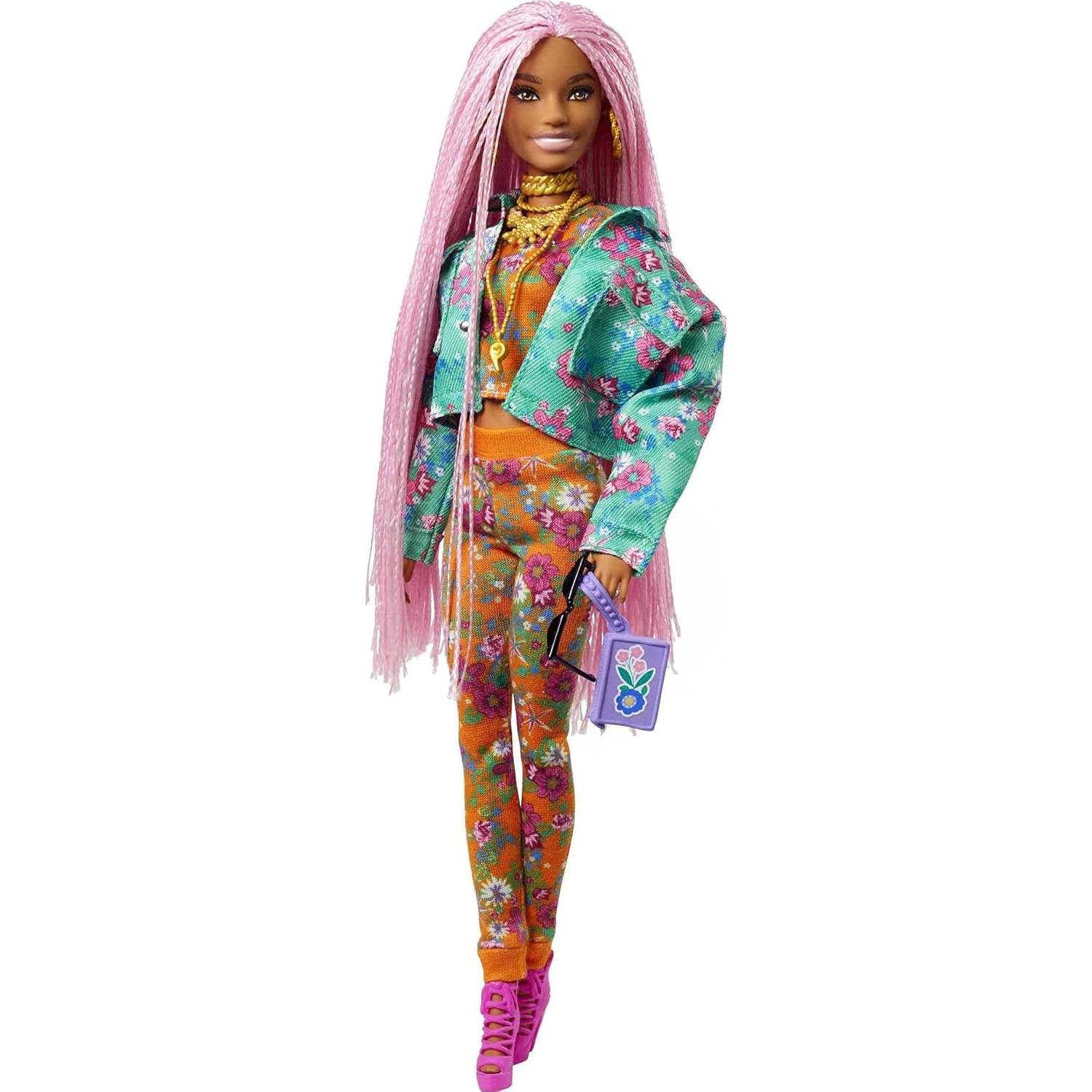 Muñeca Barbie Extra con trenzas rosas y accesorios - Mattel