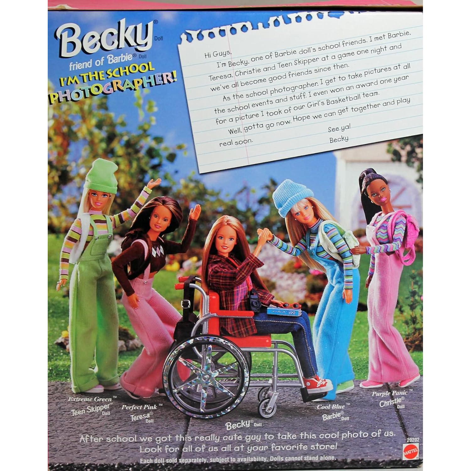 Muñeca Barbie Becky Fotógrafa Escolar con Silla de Ruedas