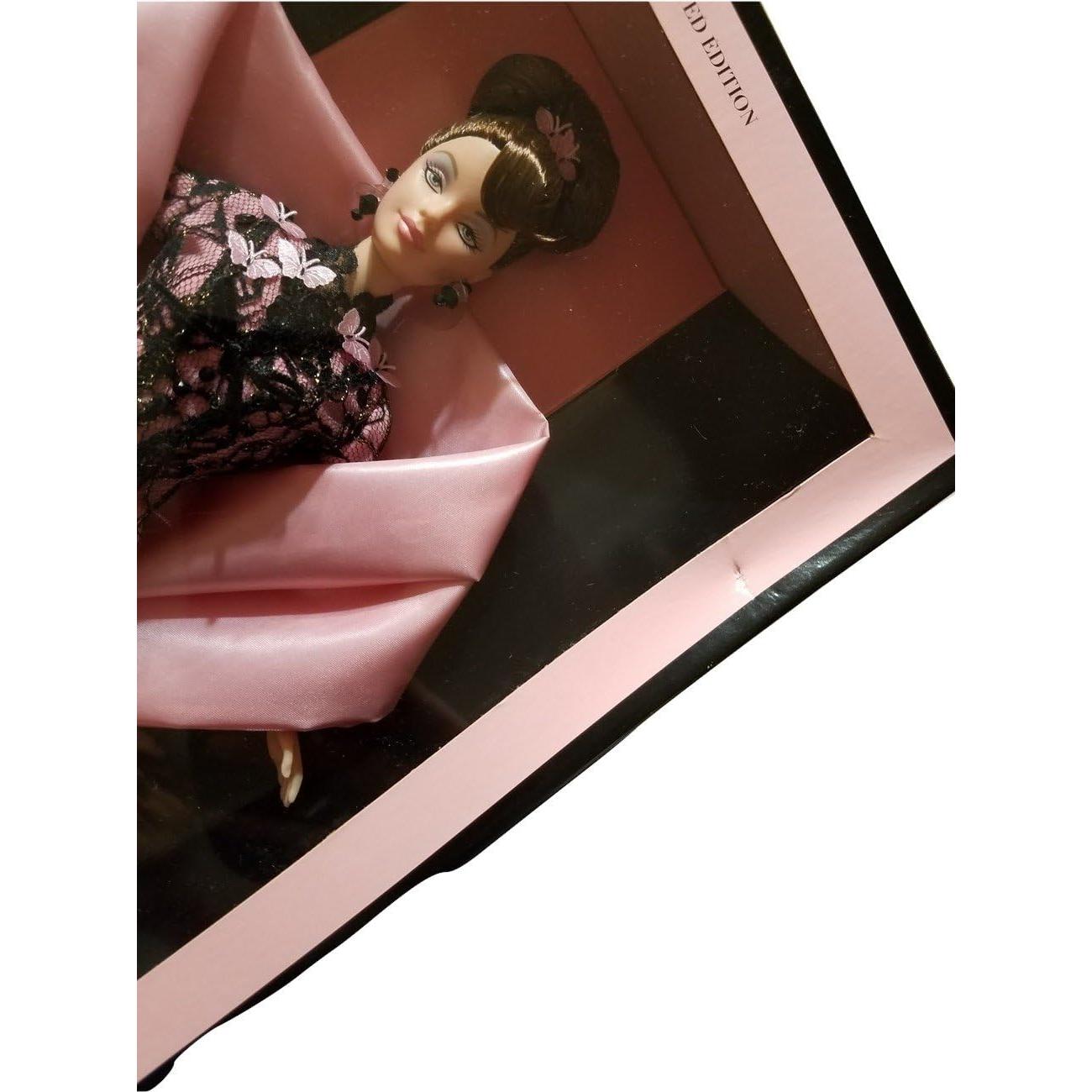 Muñeca Barbie Edición Limitada Hanae Mori 35.1x23.4 cm