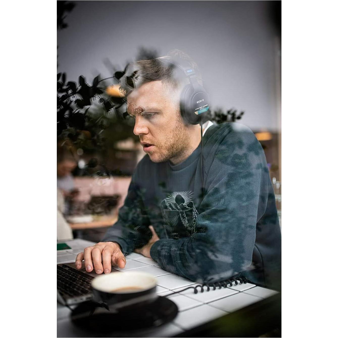 MDR7506 Folding Professional Closed Ear Headphones Bundle with Knox Gear Nylon Braided 3.5mm Audio Extension Cable (2 Items)