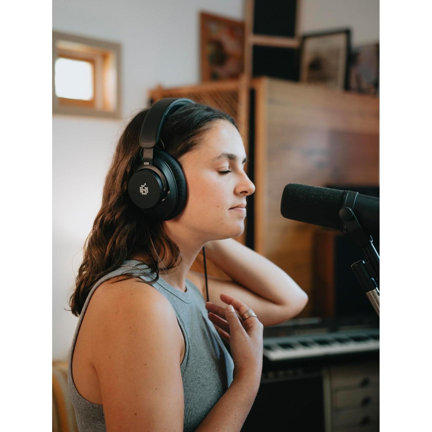 Auriculares Cerrados ADAM Audio H200 con Cable Desmontable