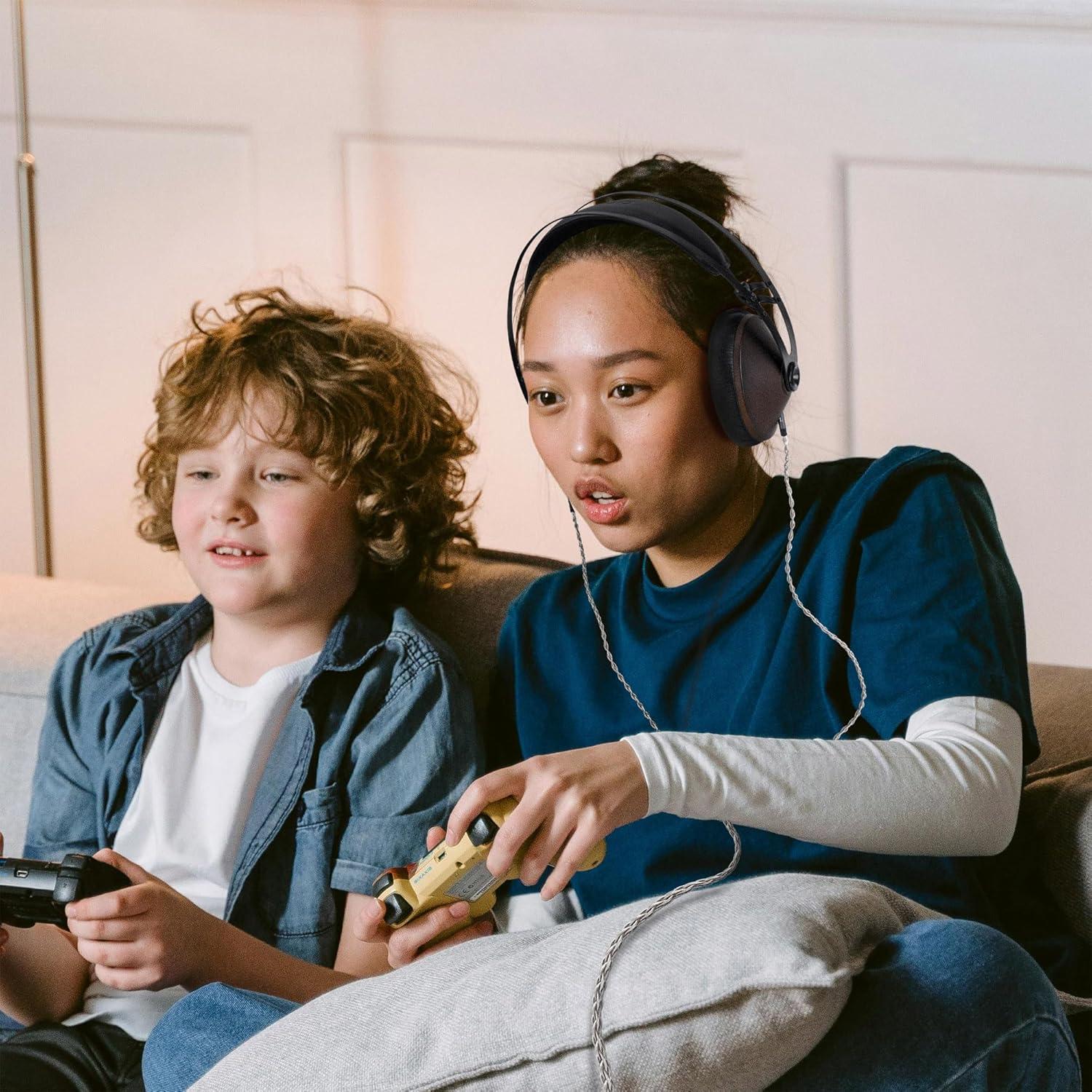 Cable de Audio GEEKRIA 1.5m Cobre Baño de Plata 4.4mm a 3.5mm