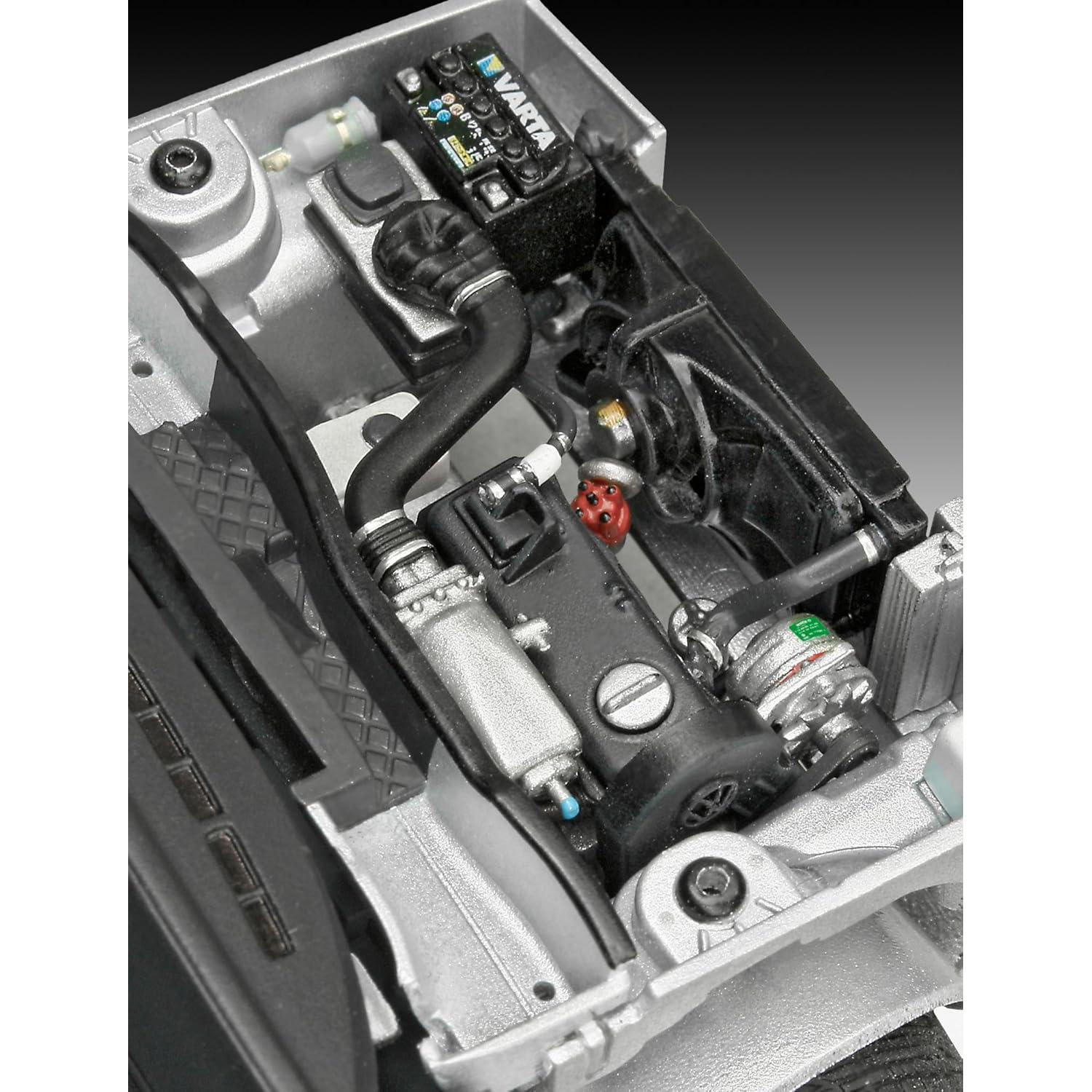 Kit de Modelo Revell VW Golf 1 GTI Escala 1:24 380g