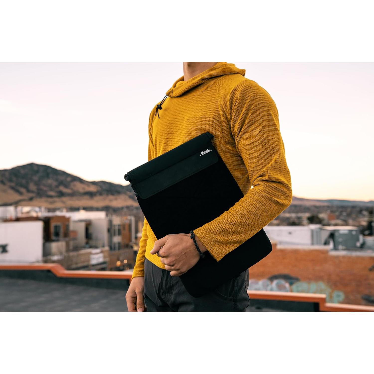 Funda Ajustable para Laptop Matador 13-16" Resistente al Agua