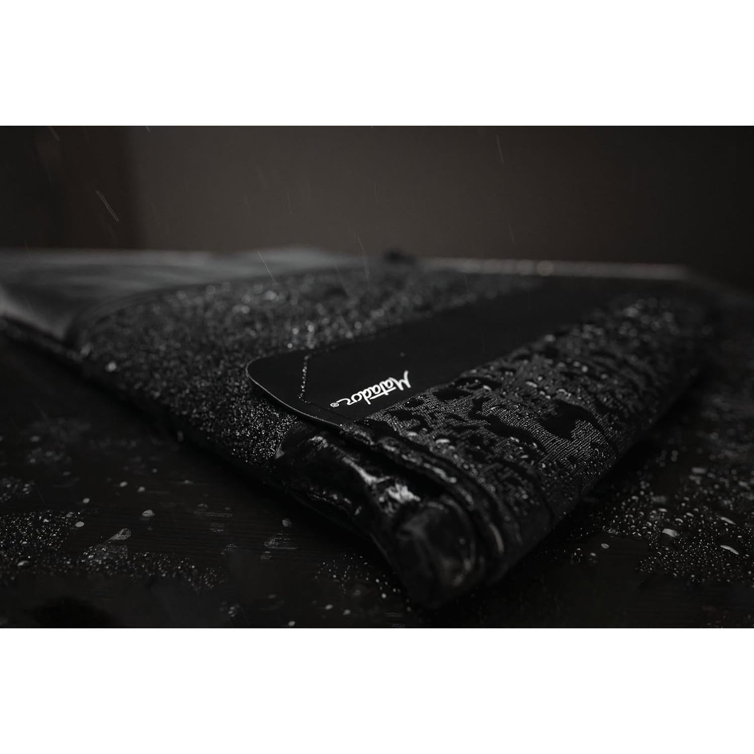 Funda Ajustable para Laptop Matador 13-16" Resistente al Agua