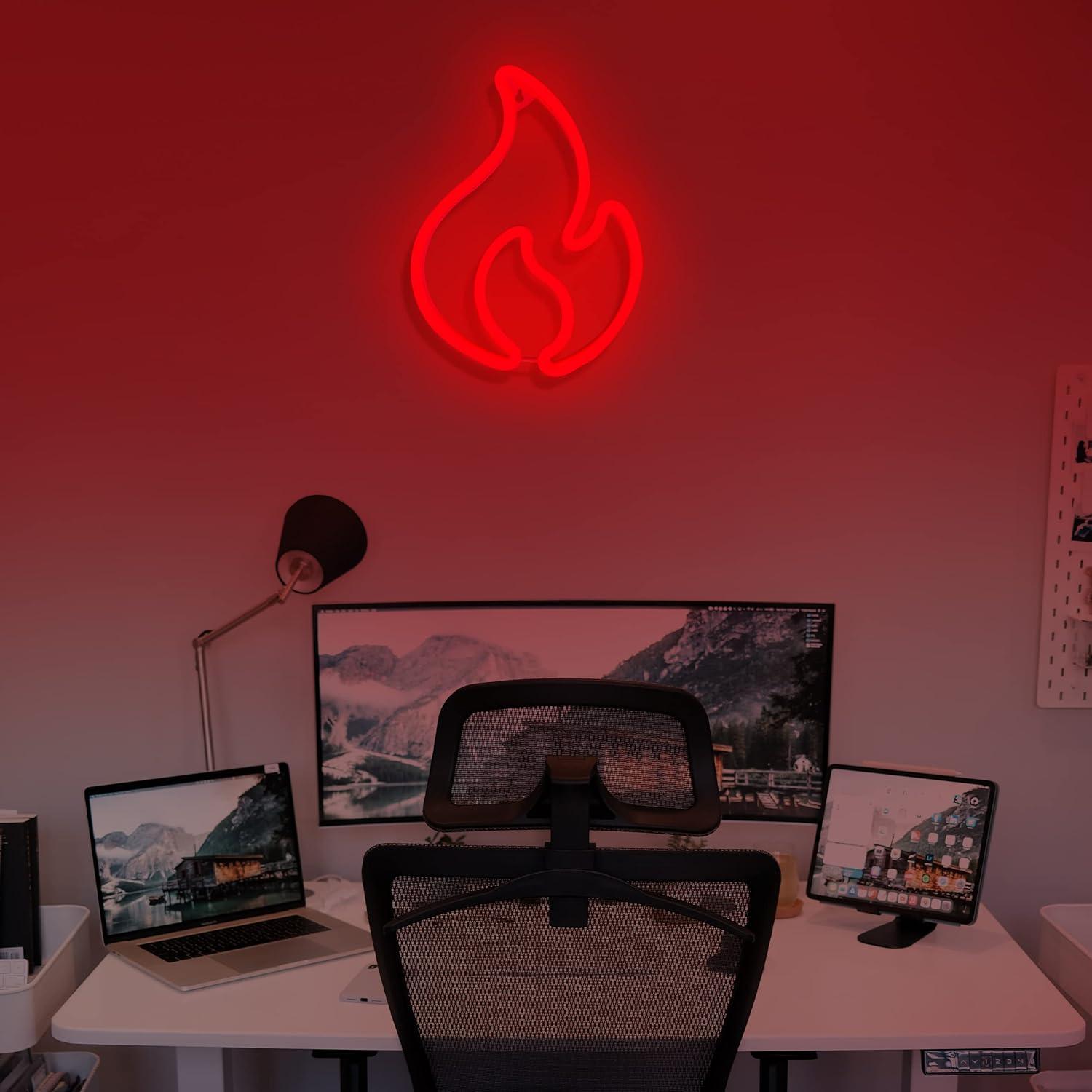 Luz de Neón LED Llama BK-Neon Life 30x23 cm Rojo