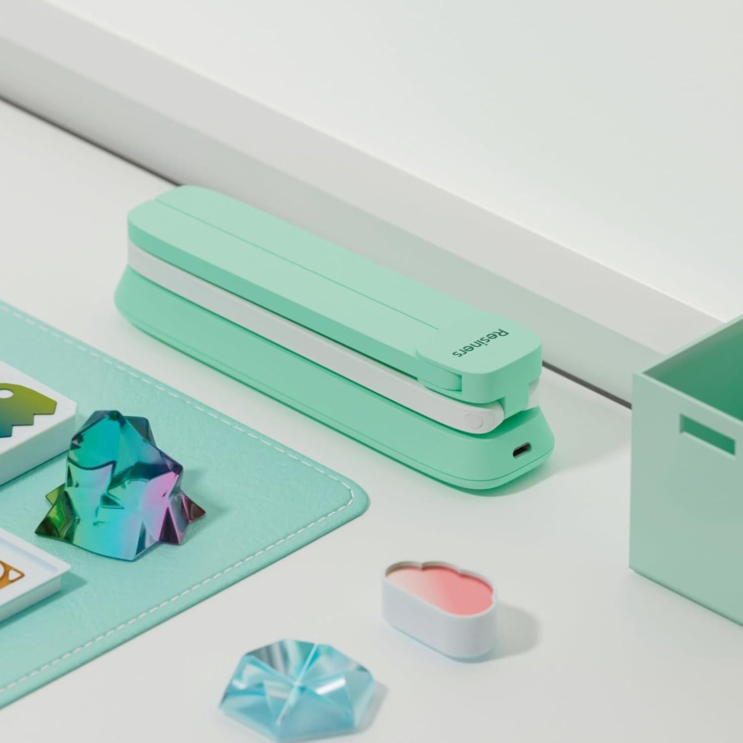 Luz UV Inalámbrica Resiners R-062E para Curado de Resina