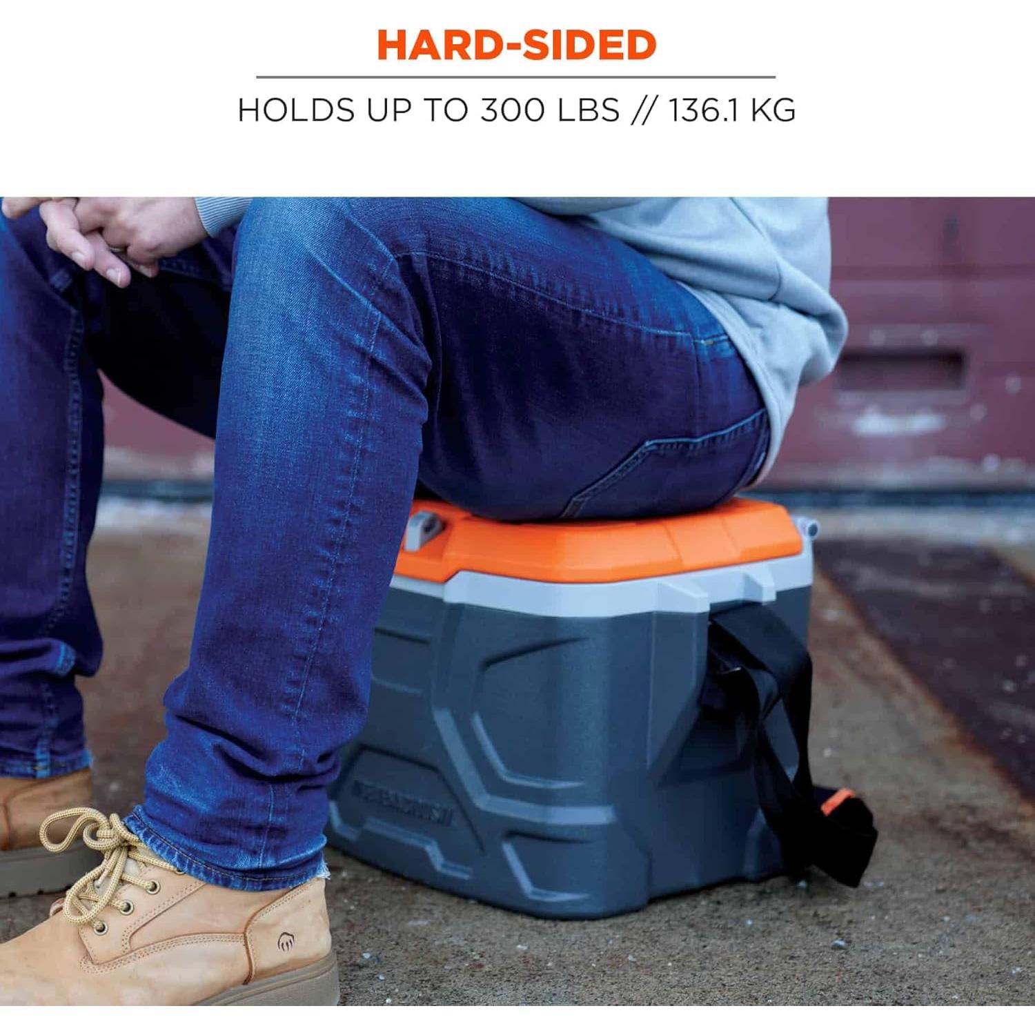 Cooler Duro Ergodyne Chill-Its 5170 16.1L Aislado Naranja