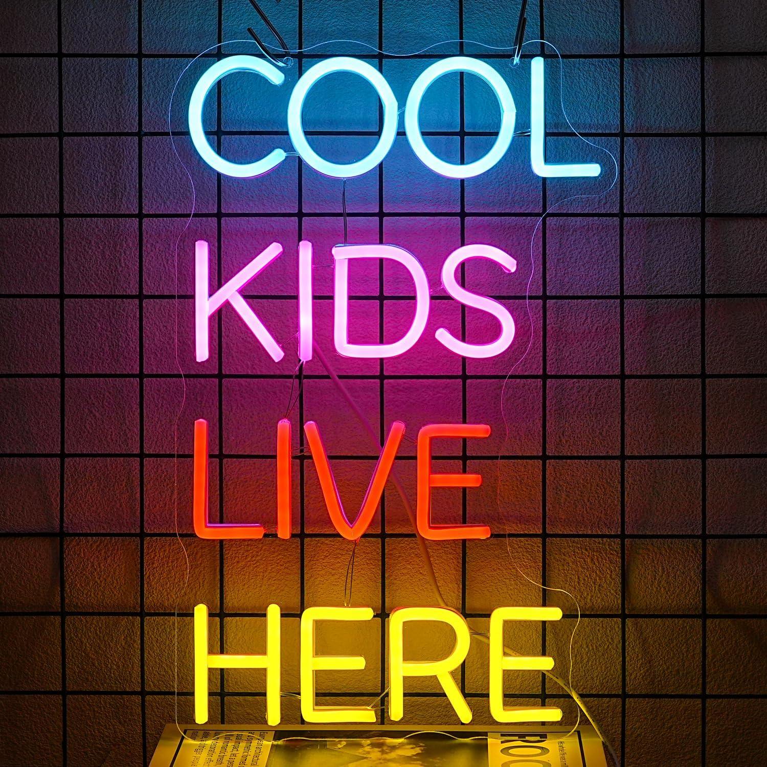 Letrero Neón Cool Kids Live Here LED Decoración Pared 42.9x28.7cm