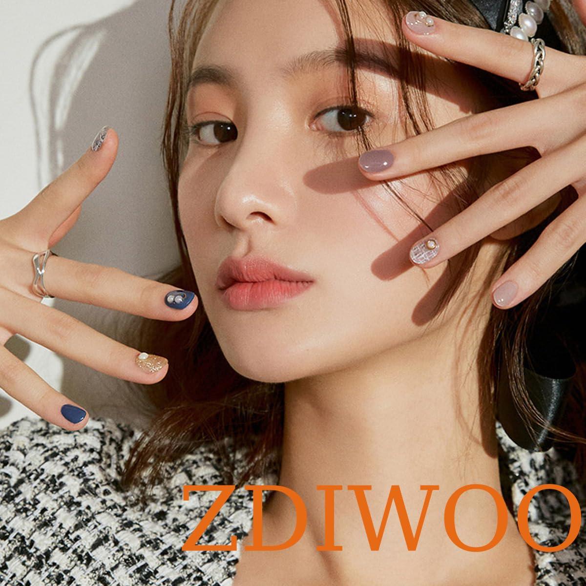 24Pcs Independence Day Press on Nails Short Square French Tip Fake Nails American Flags with Glitter Design Full Cover Stick on Nails Patriotic Nails 4th of July False Nails for Women Acrylic Nails