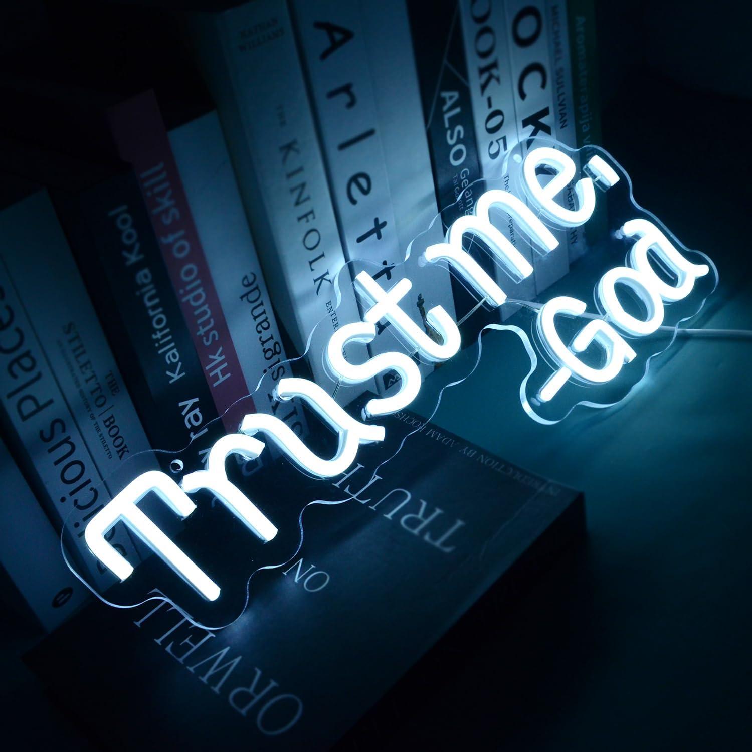 Letrero LED Neón Confía en Mí Dios 42.5x18cm Decoración