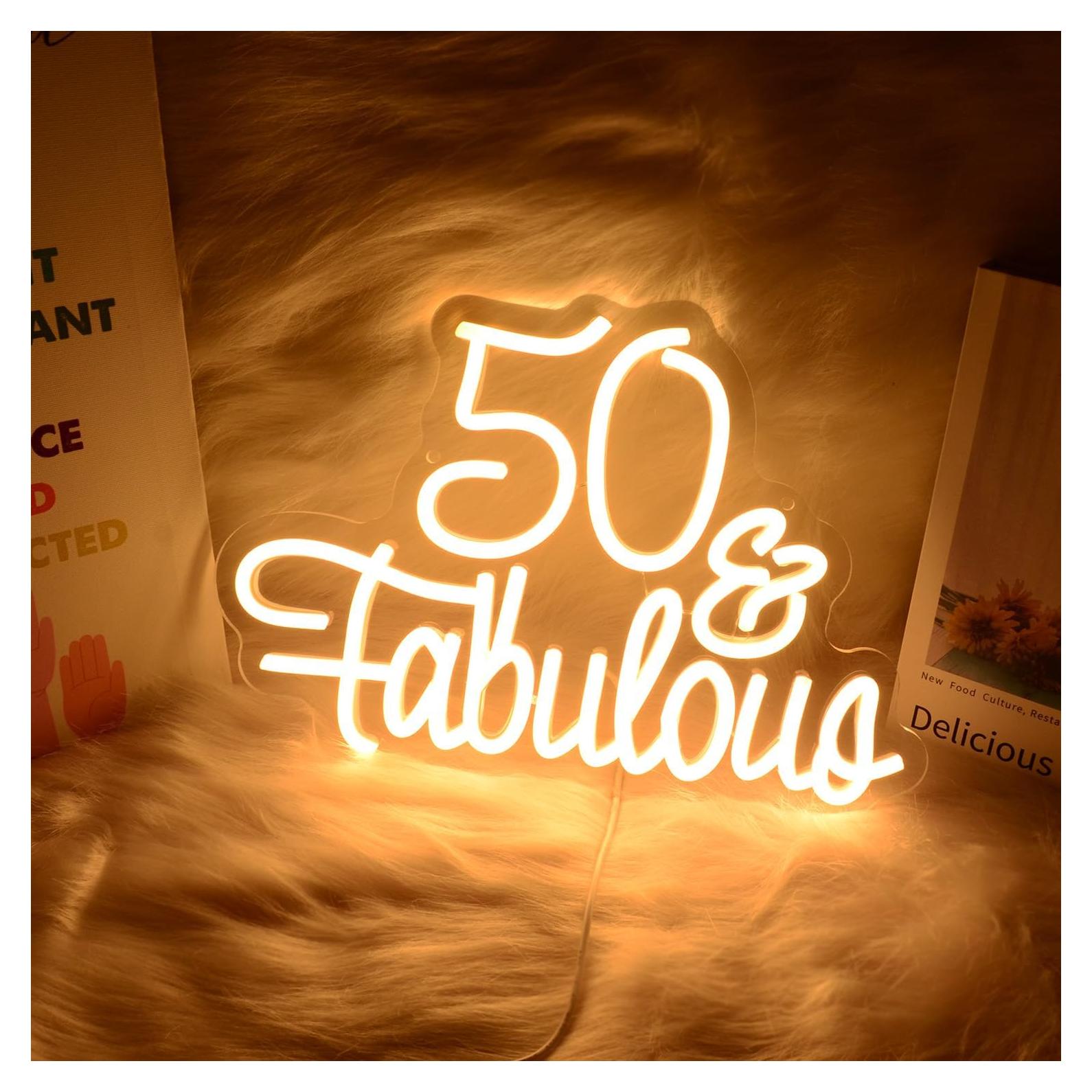 Letrero Neón LED 50 Fabulous para Cumpleaños y Aniversarios