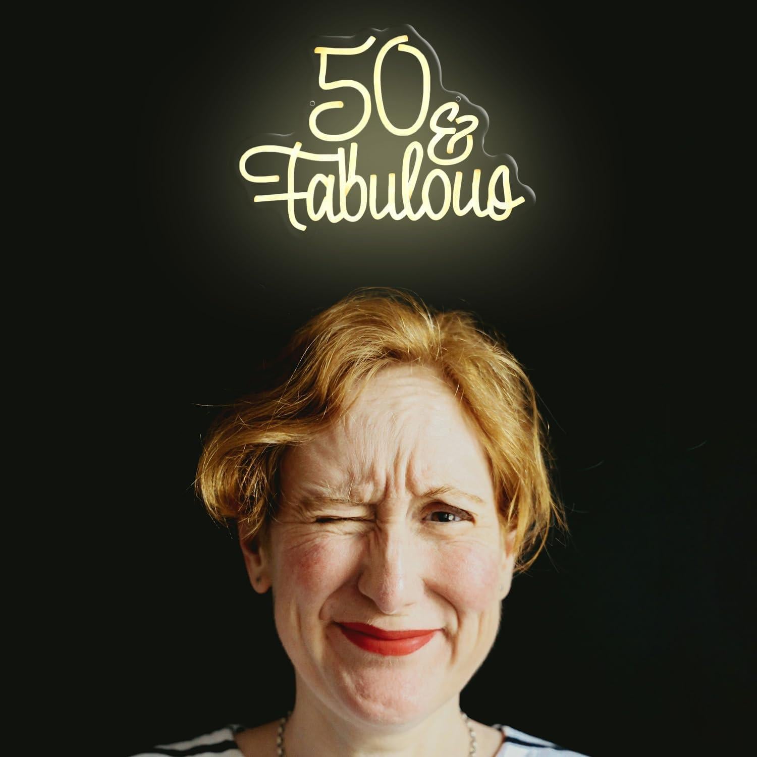 Letrero Neón LED 50 Fabulous para Cumpleaños y Aniversarios