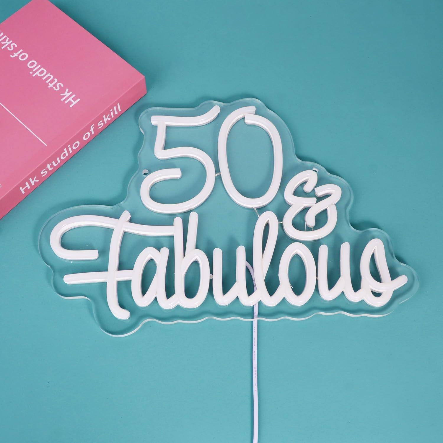 Letrero Neón LED 50 Fabulous para Cumpleaños y Aniversarios