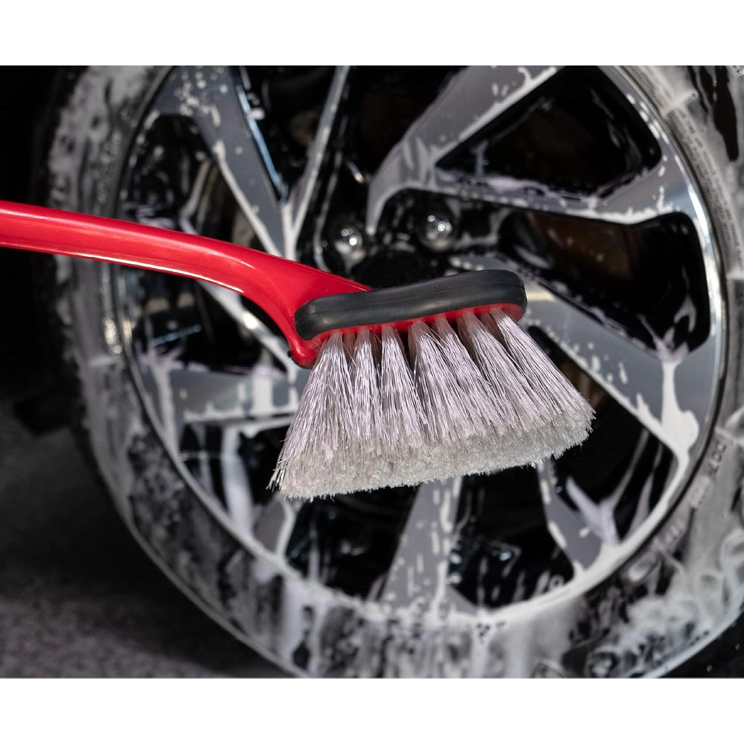 Cepillo de Mango Largo Mothers 155800 para Ruedas y Parachoques